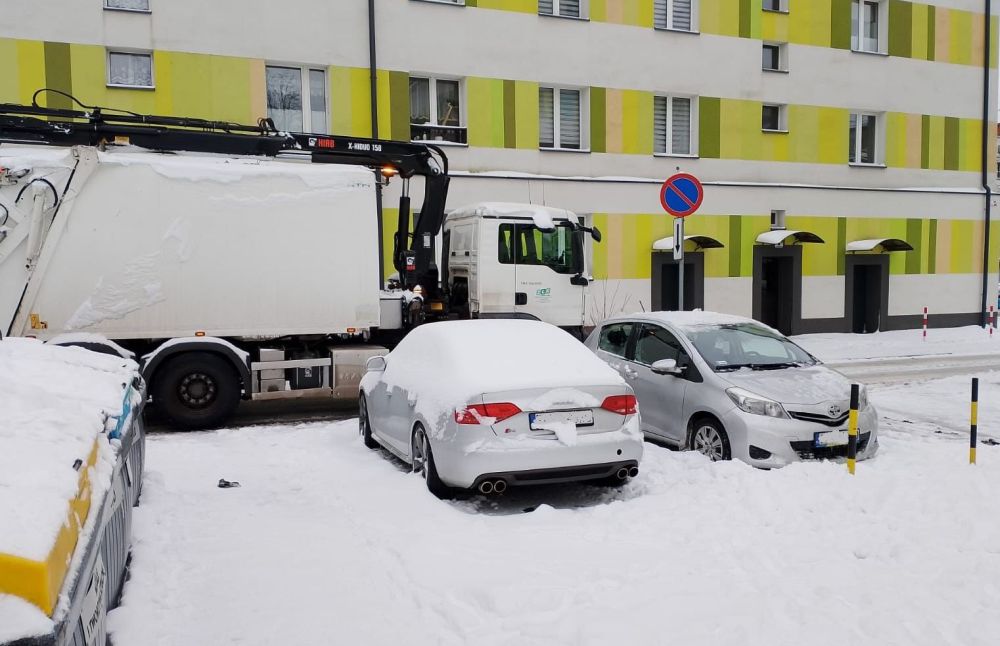 Problemy z odbiorem odpadów w Piekarach