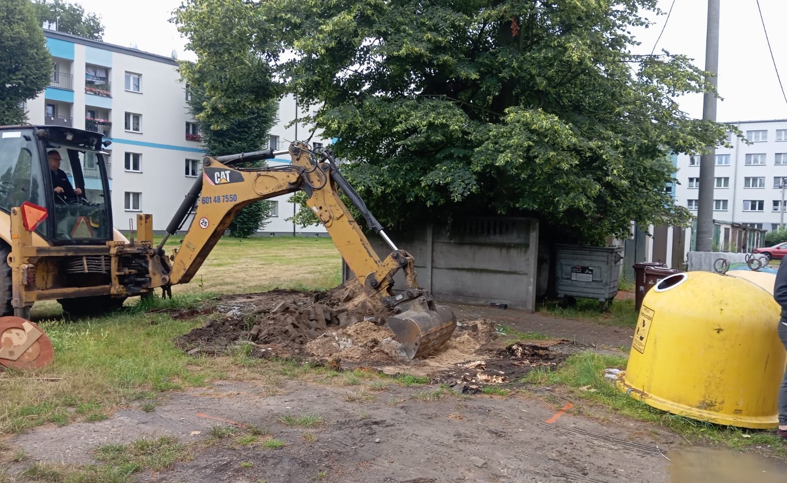 Wiaty śmietnikowe Alojzjanów 1