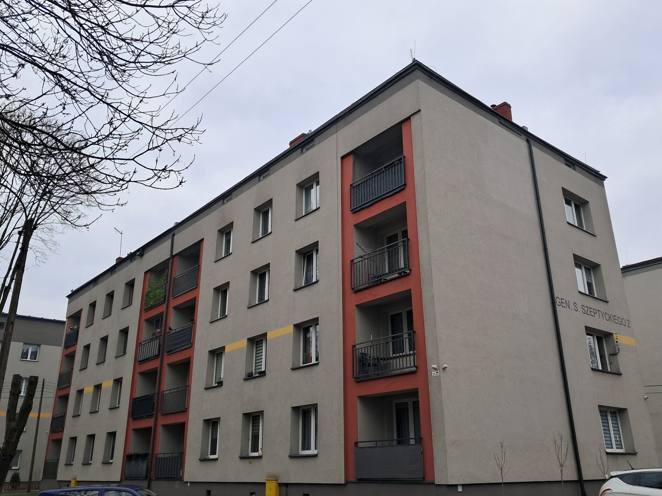 Szeptyckiego 2 – Kiedyś i dziś.